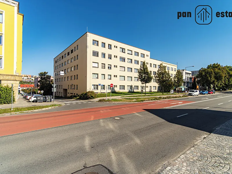 Prostorné 2+1 v centru Zlína | balkon, parkování, možnost 3+